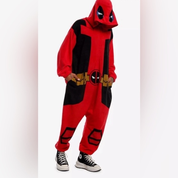 Marvel Studios Red and Black Deadpool & Wolverine Union Suit, Sz.Small - Picture 6 of 7